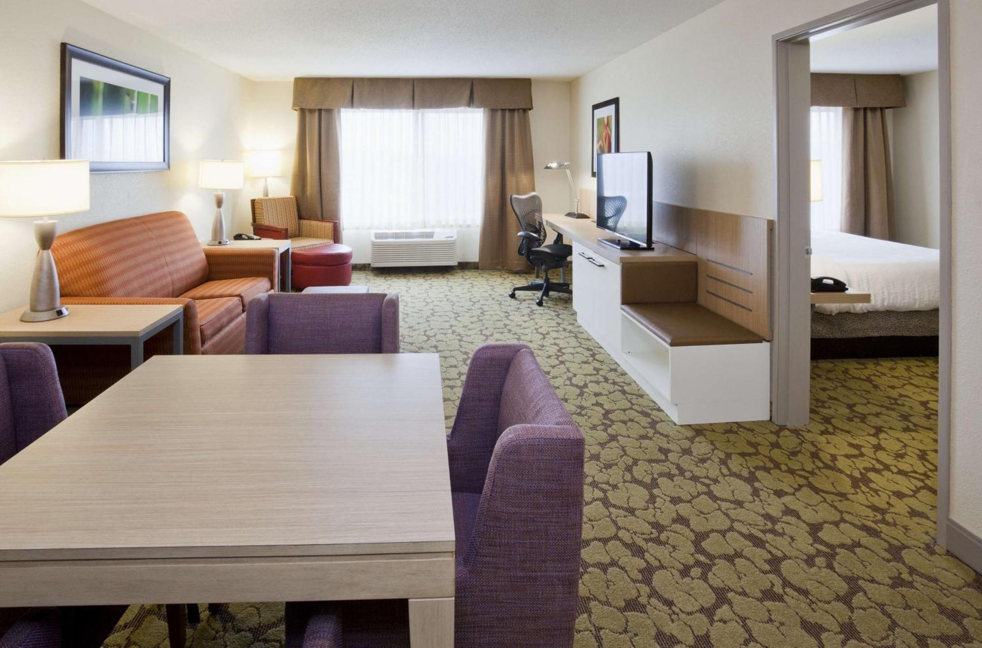 Hilton Garden Inn Minneapolis Іґан Екстер'єр фото