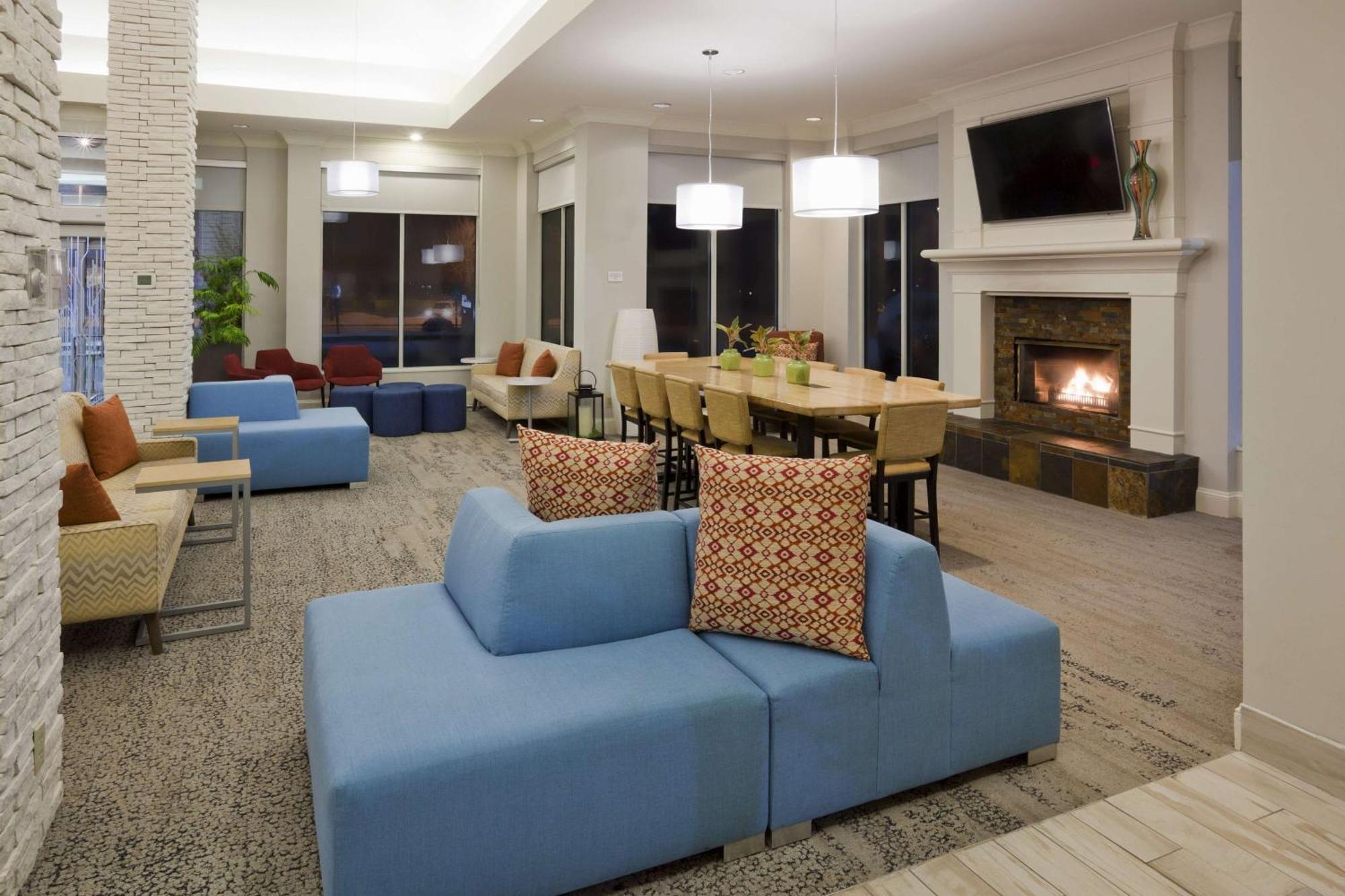 Hilton Garden Inn Minneapolis Іґан Екстер'єр фото
