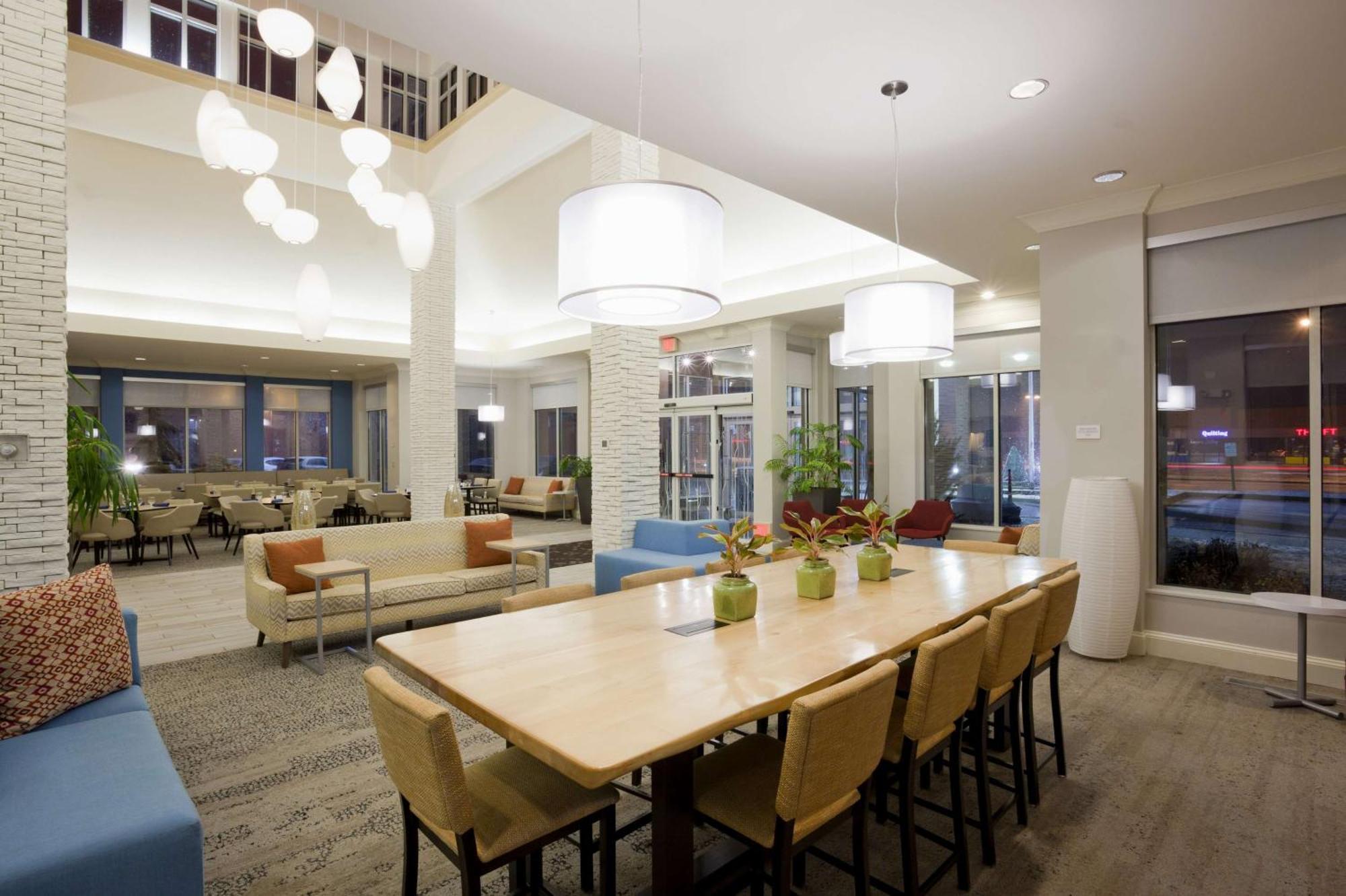 Hilton Garden Inn Minneapolis Іґан Екстер'єр фото