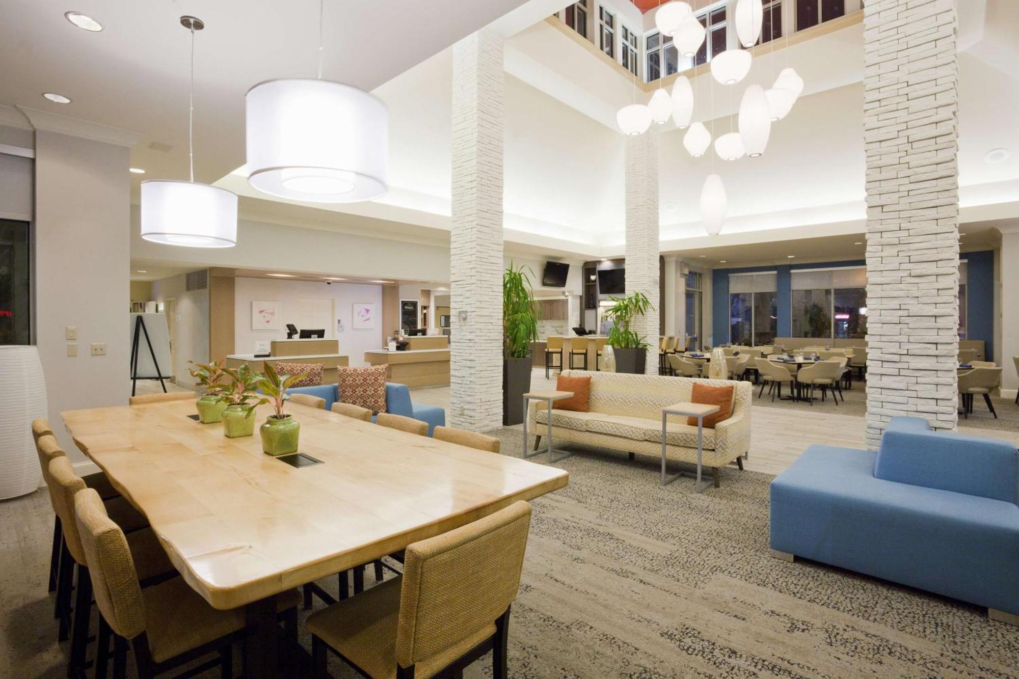 Hilton Garden Inn Minneapolis Іґан Екстер'єр фото
