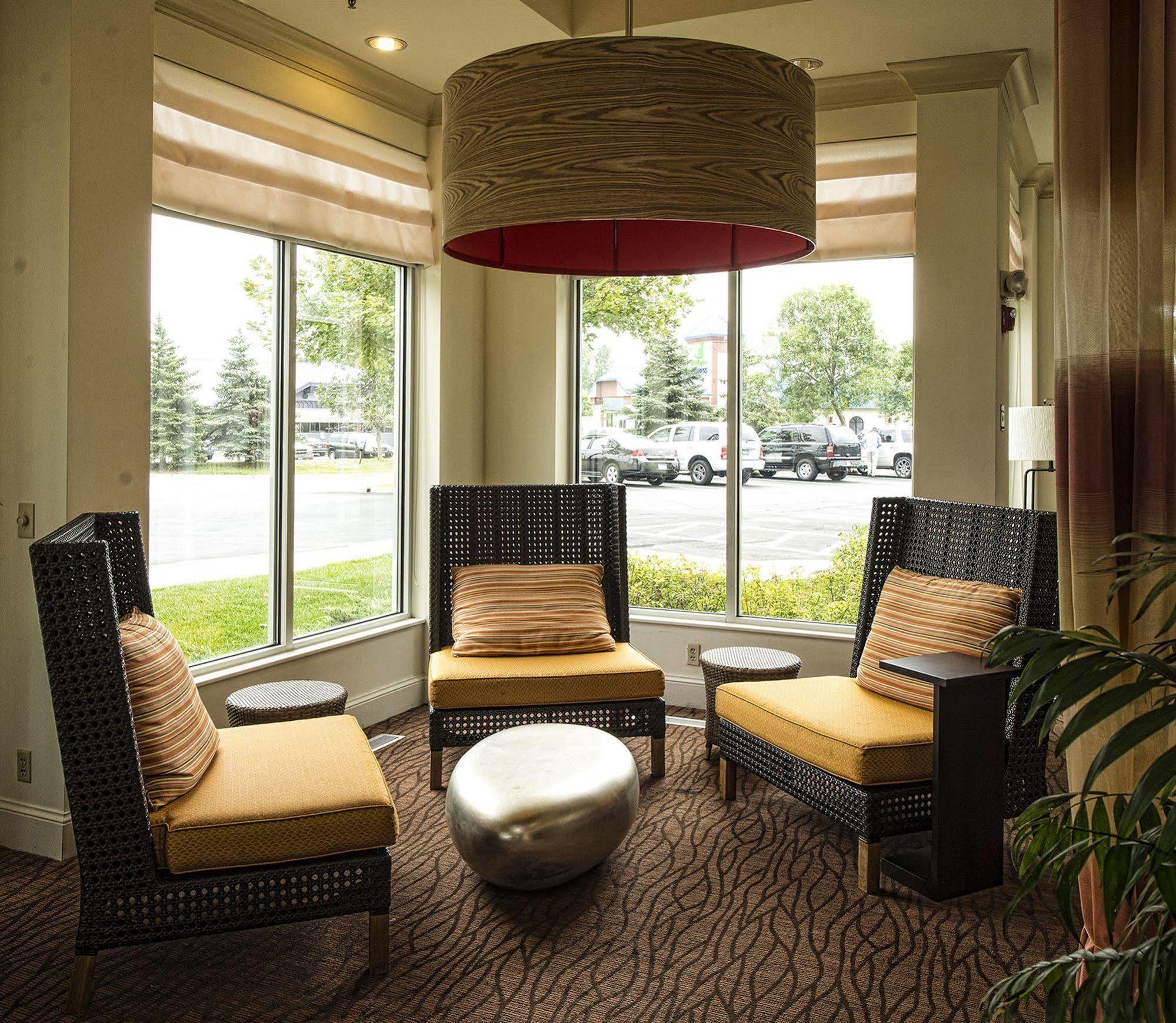 Hilton Garden Inn Minneapolis Іґан Екстер'єр фото