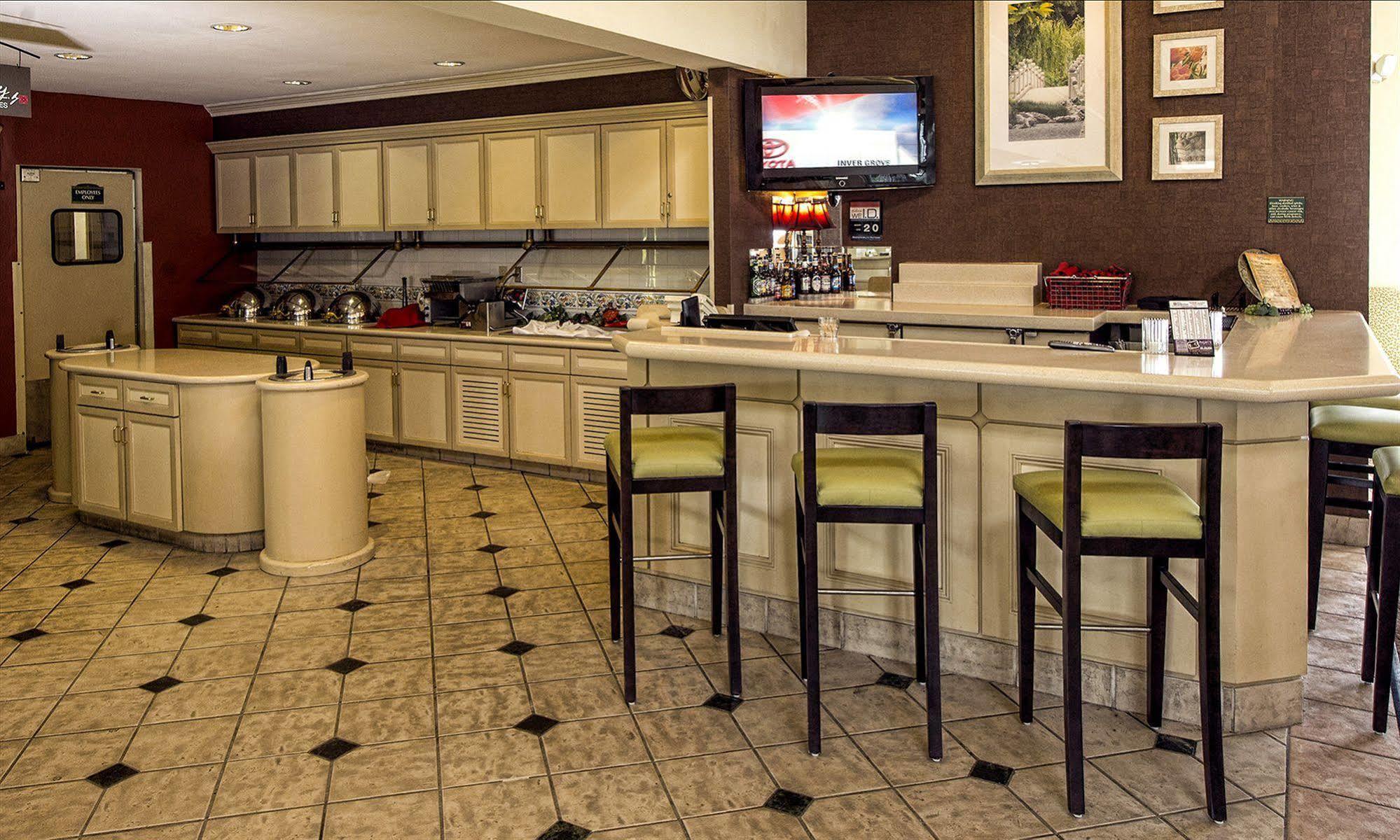Hilton Garden Inn Minneapolis Іґан Екстер'єр фото