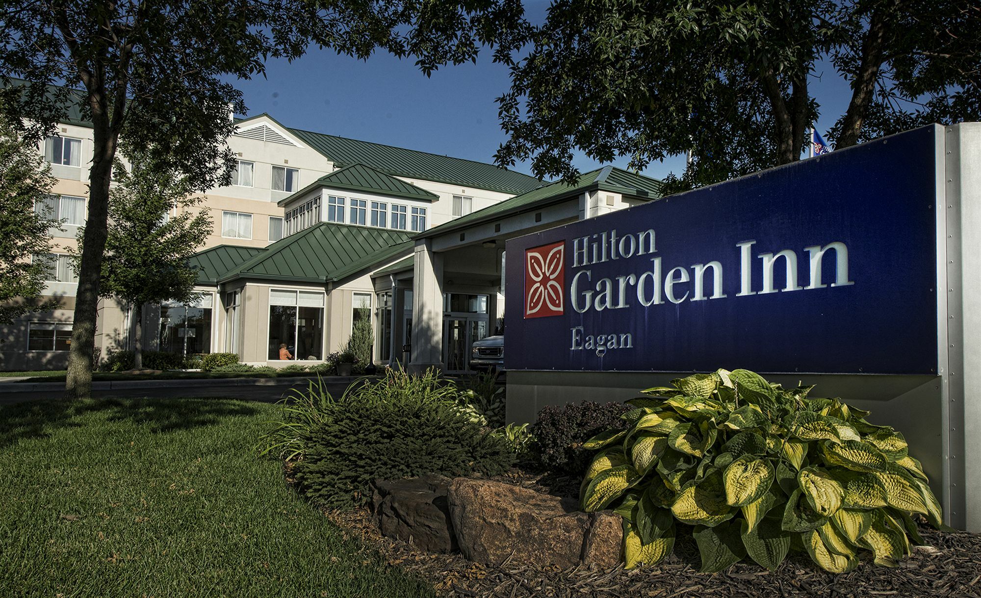 Hilton Garden Inn Minneapolis Іґан Екстер'єр фото