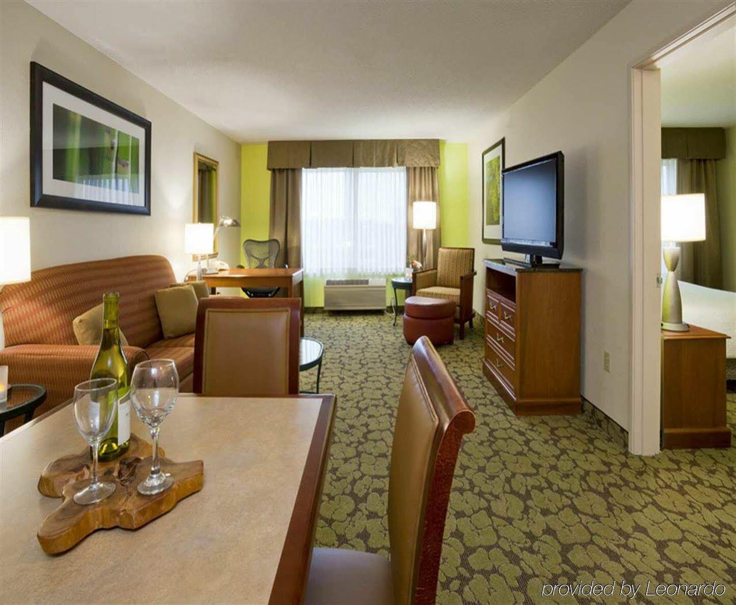 Hilton Garden Inn Minneapolis Іґан Екстер'єр фото