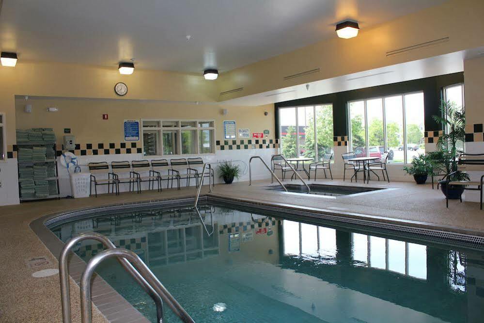 Hilton Garden Inn Minneapolis Іґан Екстер'єр фото